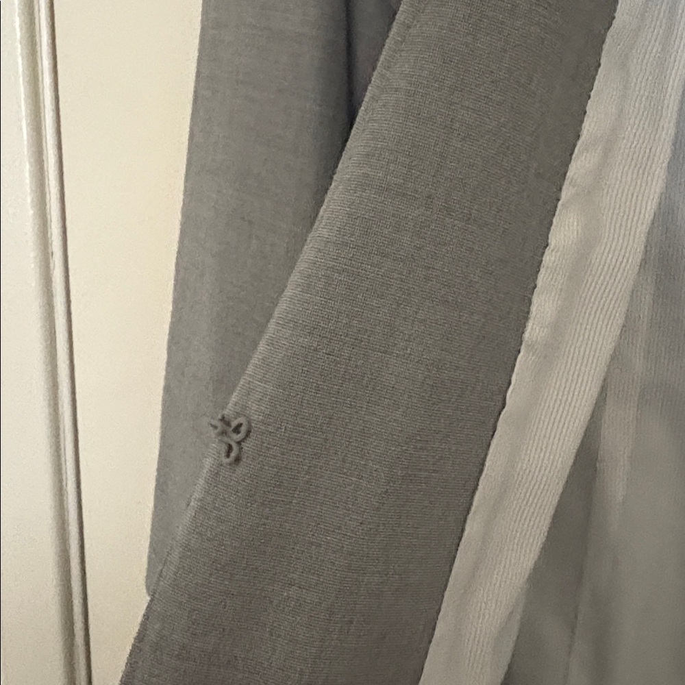 Chico's Suit Set - Picture 6 of 10
